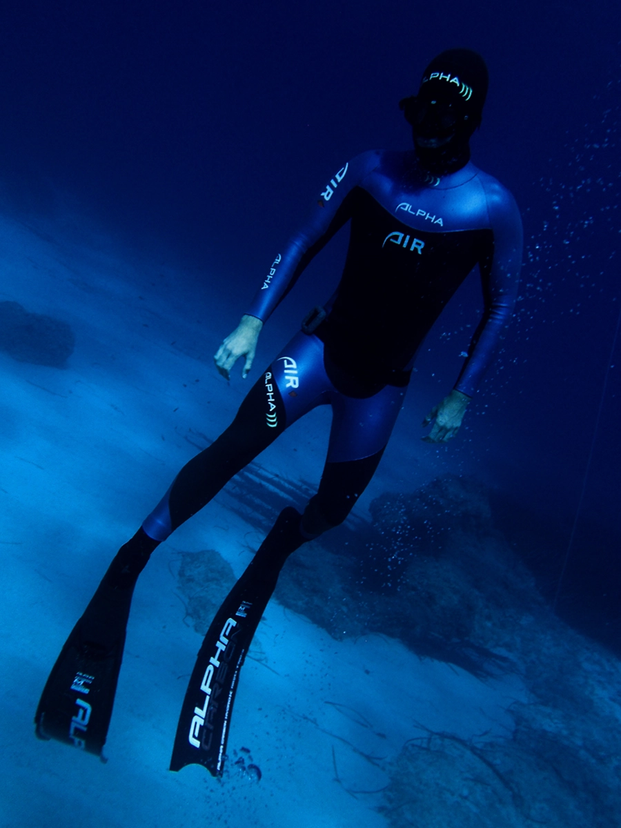 Freediving wetsuits